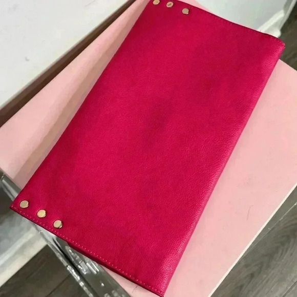 Pink Faux Leather Clutch Bag with Chain Strap - Picture 5 of 8